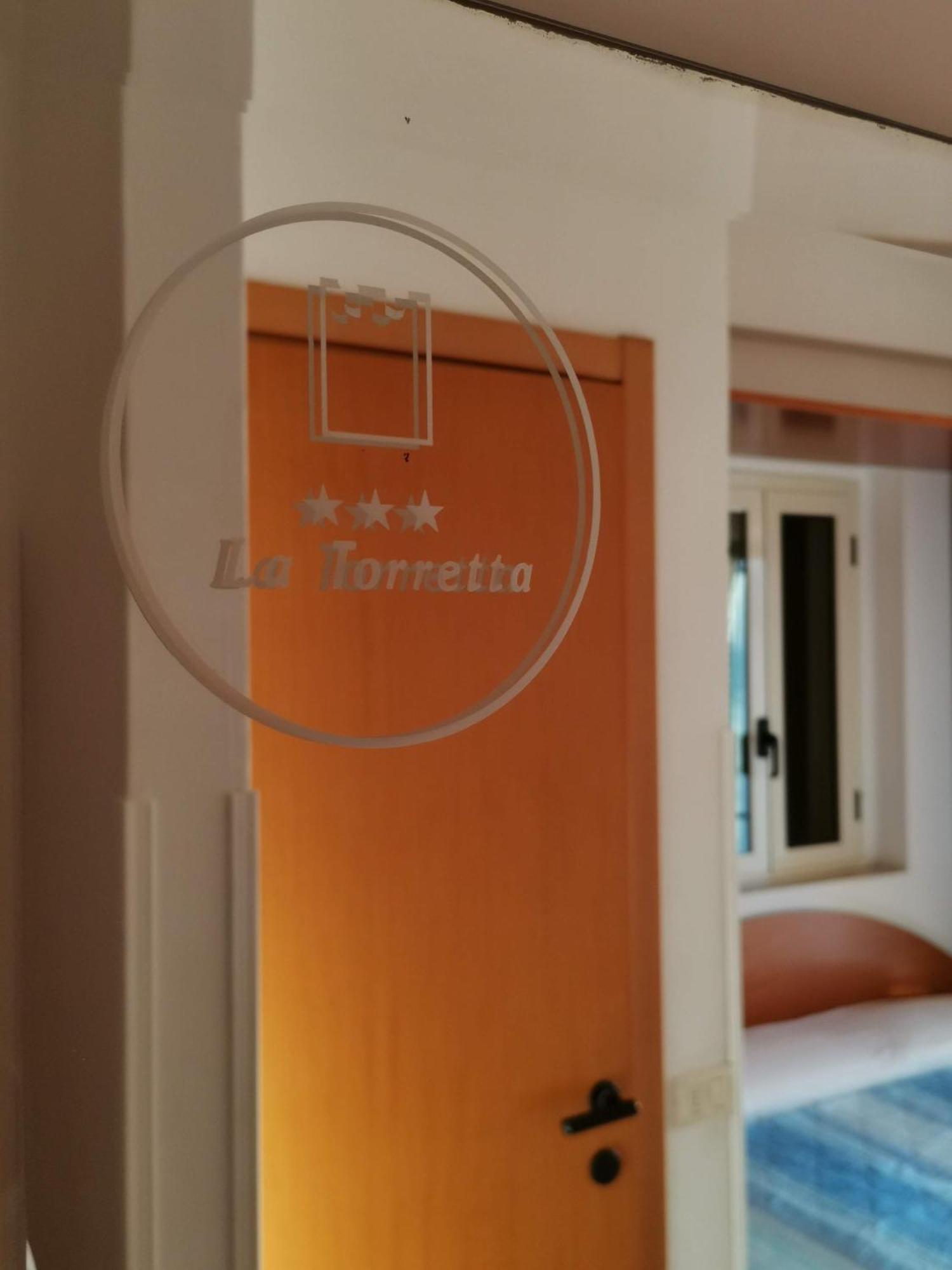 Pensione La Torretta Пешичи Екстериор снимка
